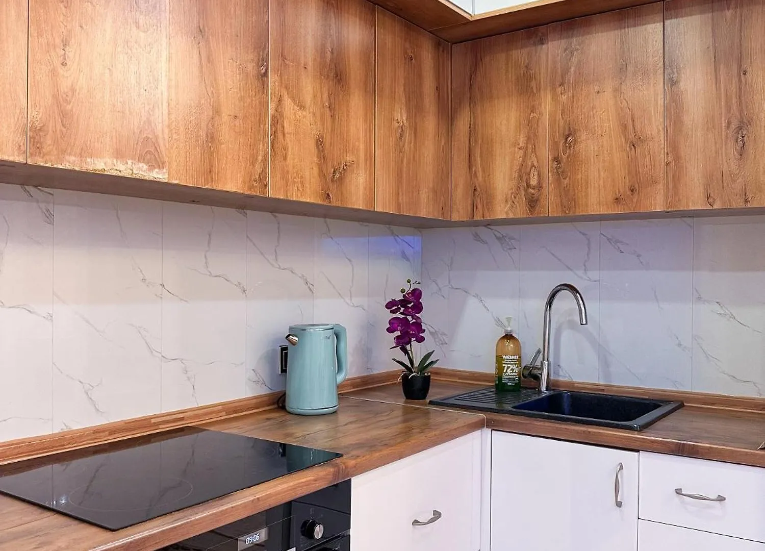 Светлая Квартира В Жк Атлант Недалеко От Арбата Almaty Apartment